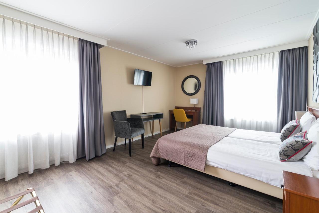 Hotel Loco Lievelde エクステリア 写真